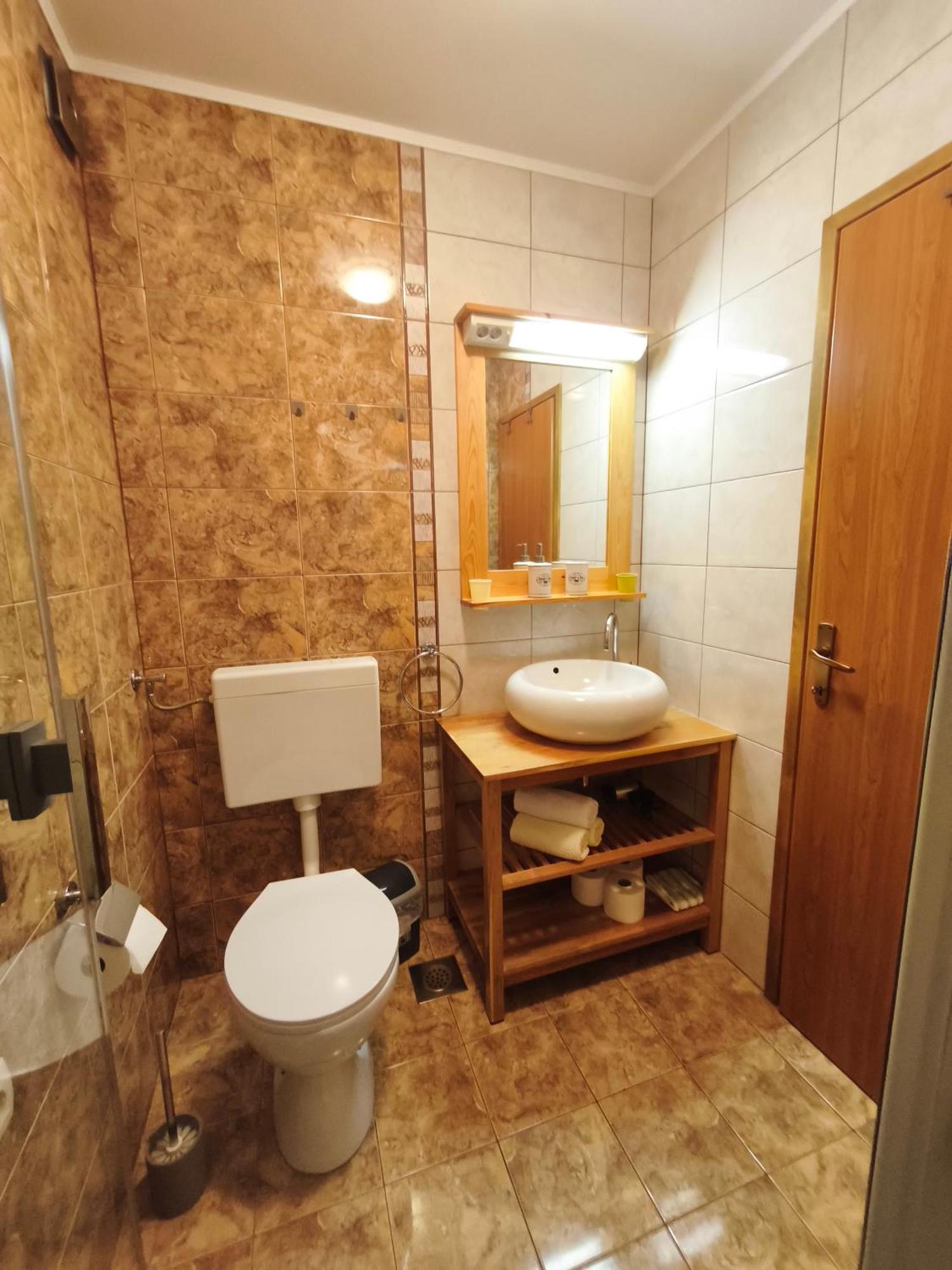 Apartments Rustica Makarska Exterior photo