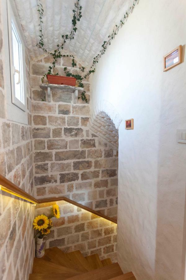 Apartments Rustica Makarska Exterior photo
